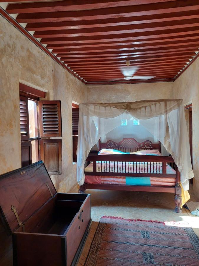 Samaki House Hotel ลามู ภายนอก รูปภาพ