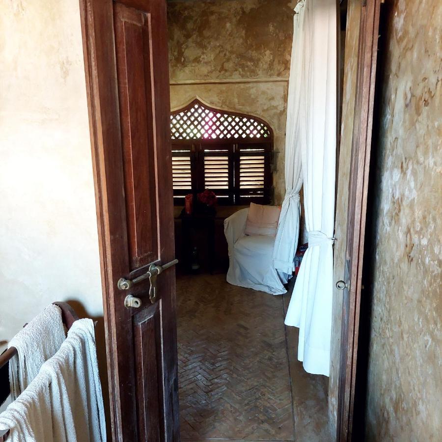 Samaki House Hotel ลามู ภายนอก รูปภาพ