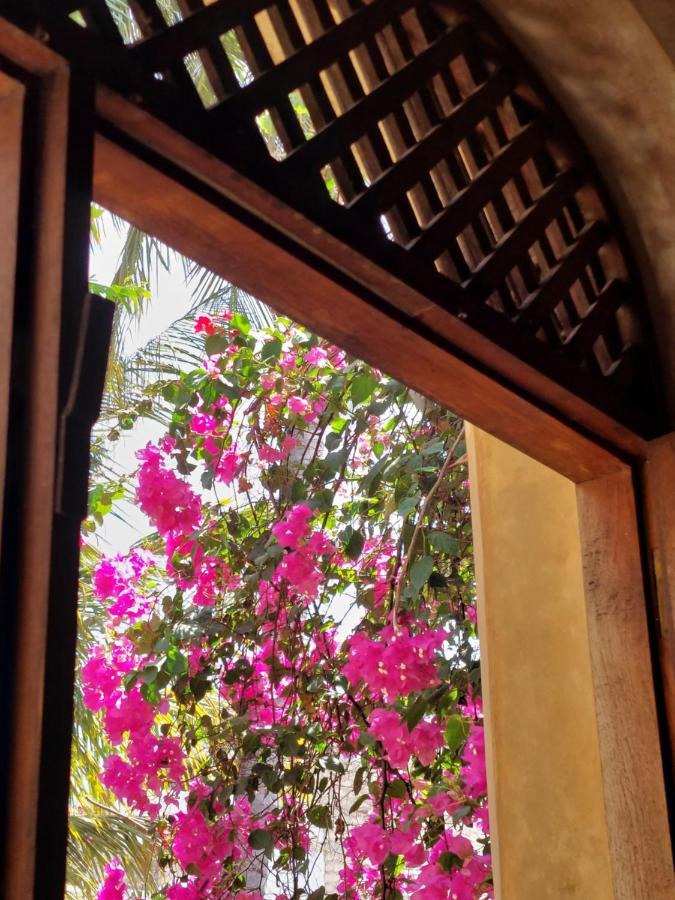 Samaki House Hotel ลามู ภายนอก รูปภาพ